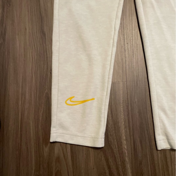 Nike Dri-FIT light bone Performance Big Kids Boys Training Joggers size M - Picture 6 of 8